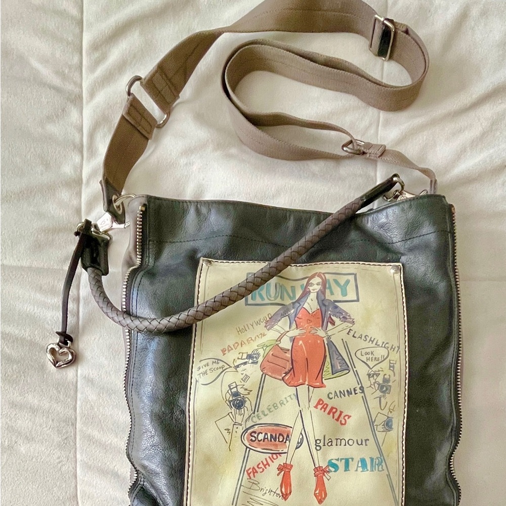 Brightons Tom Clancy Runway Fashionista genuine leather handbag.